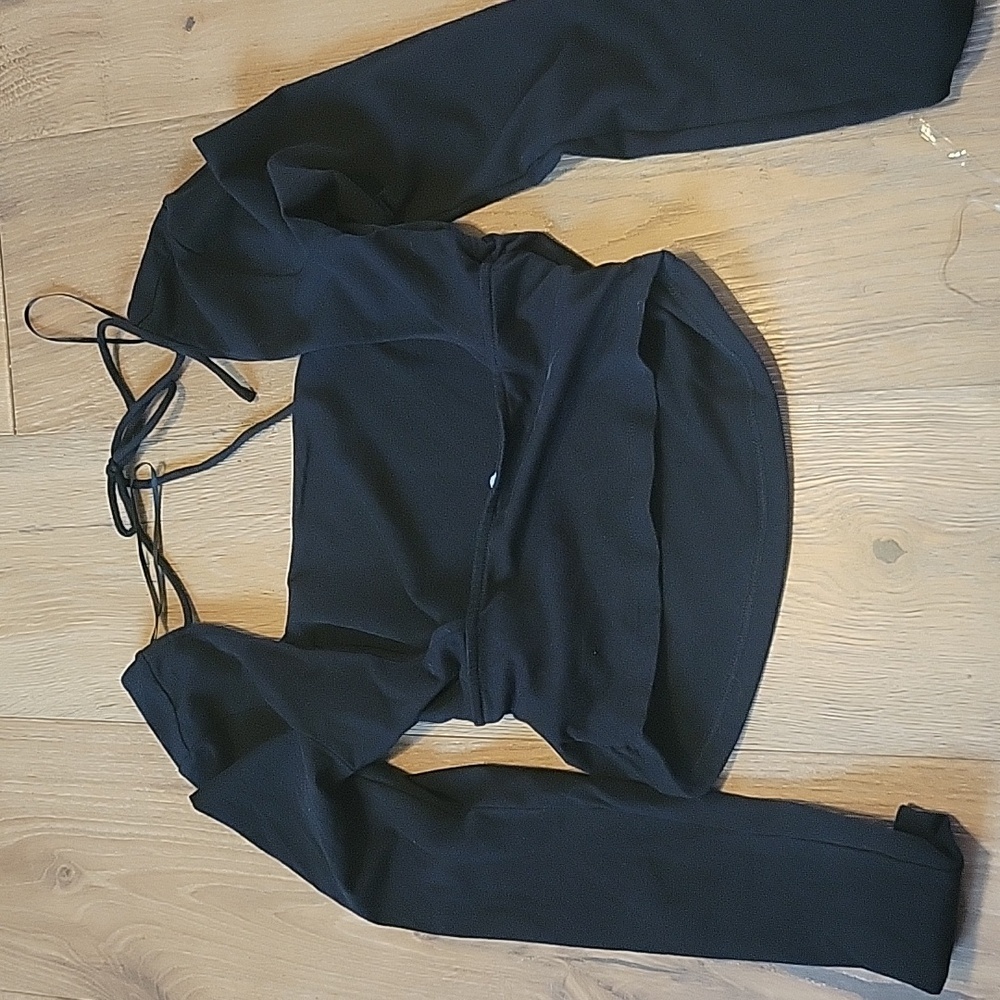 Garage Black Long Sleeved Crop Top Size Small - Picture 4 of 4